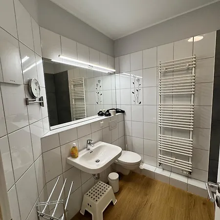 Eicher Warnemuende 3* 로스토크